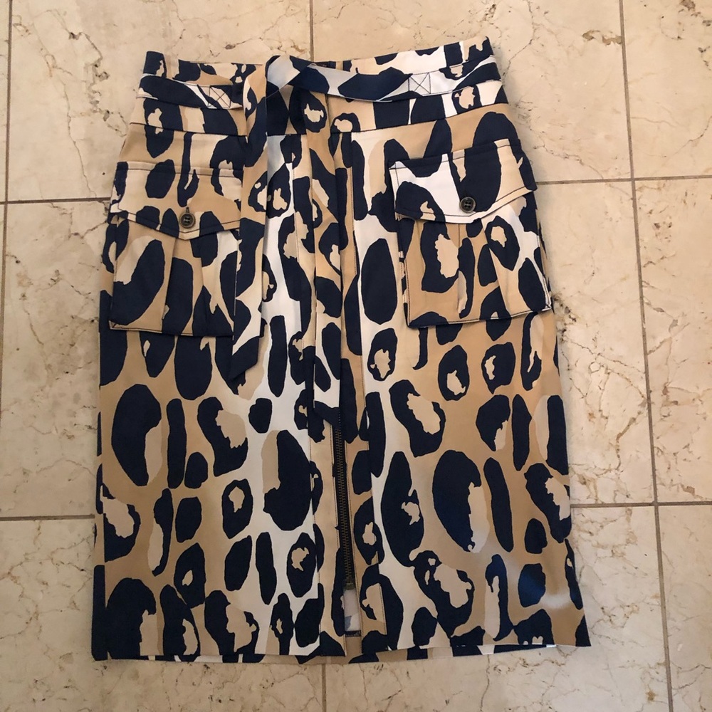 DVF Diane Von Furstenberg gorgeous leopard print skirt